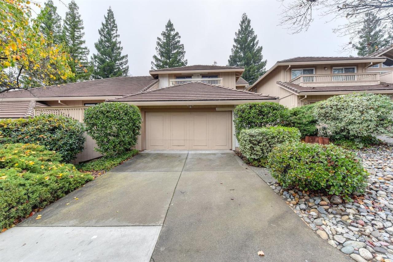 8211 Fox Meadow Place - Photo 1