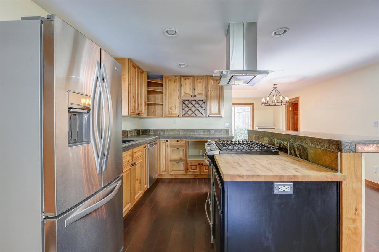 231 Brock Road - Photo 1