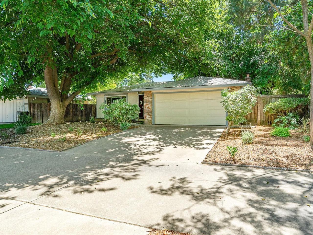 2900 Temple Drive - Photo 1