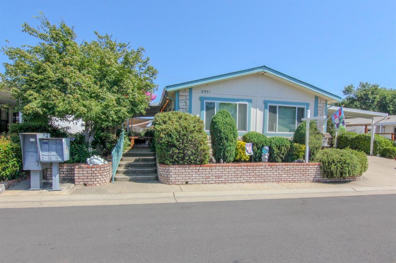 6951 Daisy Lane - Photo 1