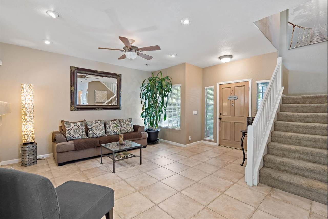 8218 Fountainarbor Way - Photo 1 8218 Fountainarbor Way - Photo 1