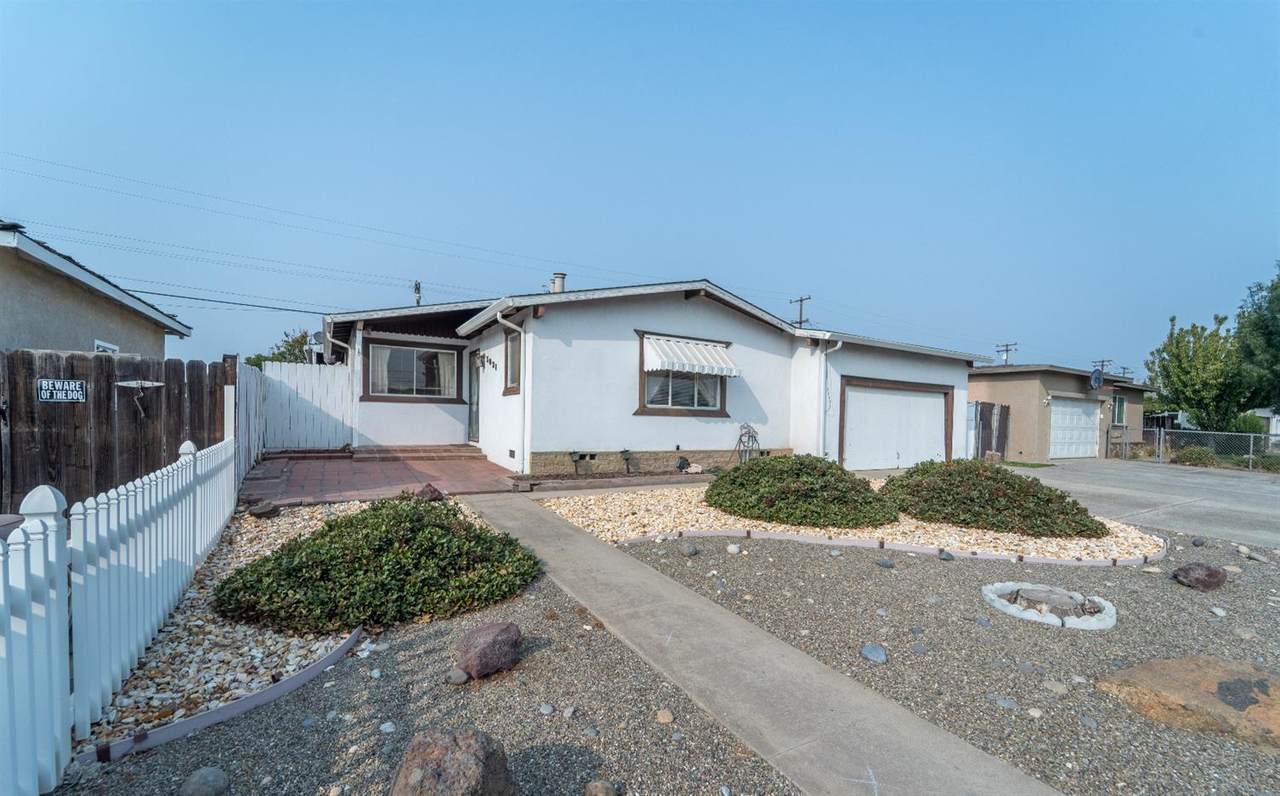 5031 Parks Avenue - Photo 1