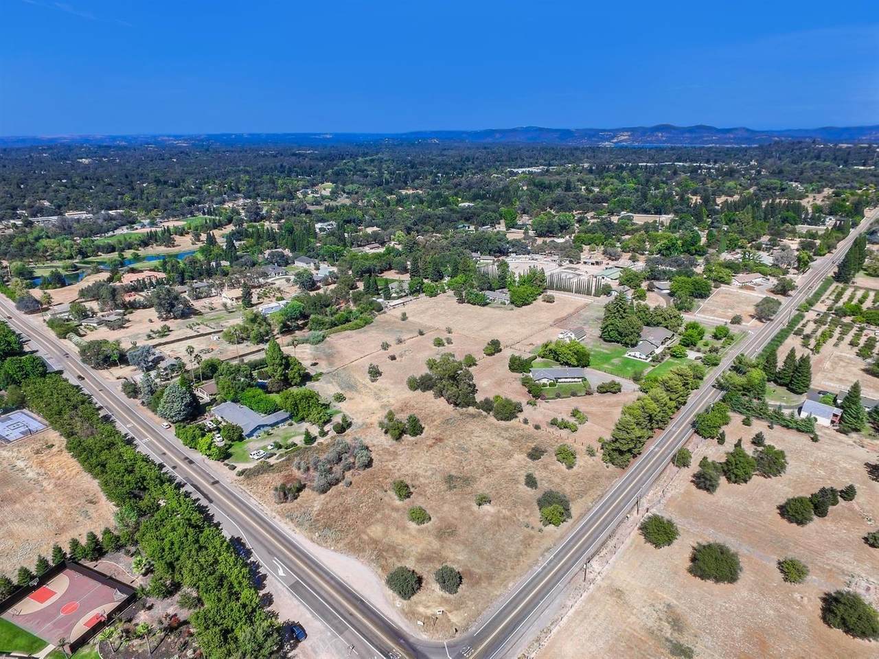 6043 Eureka Road - Photo 1