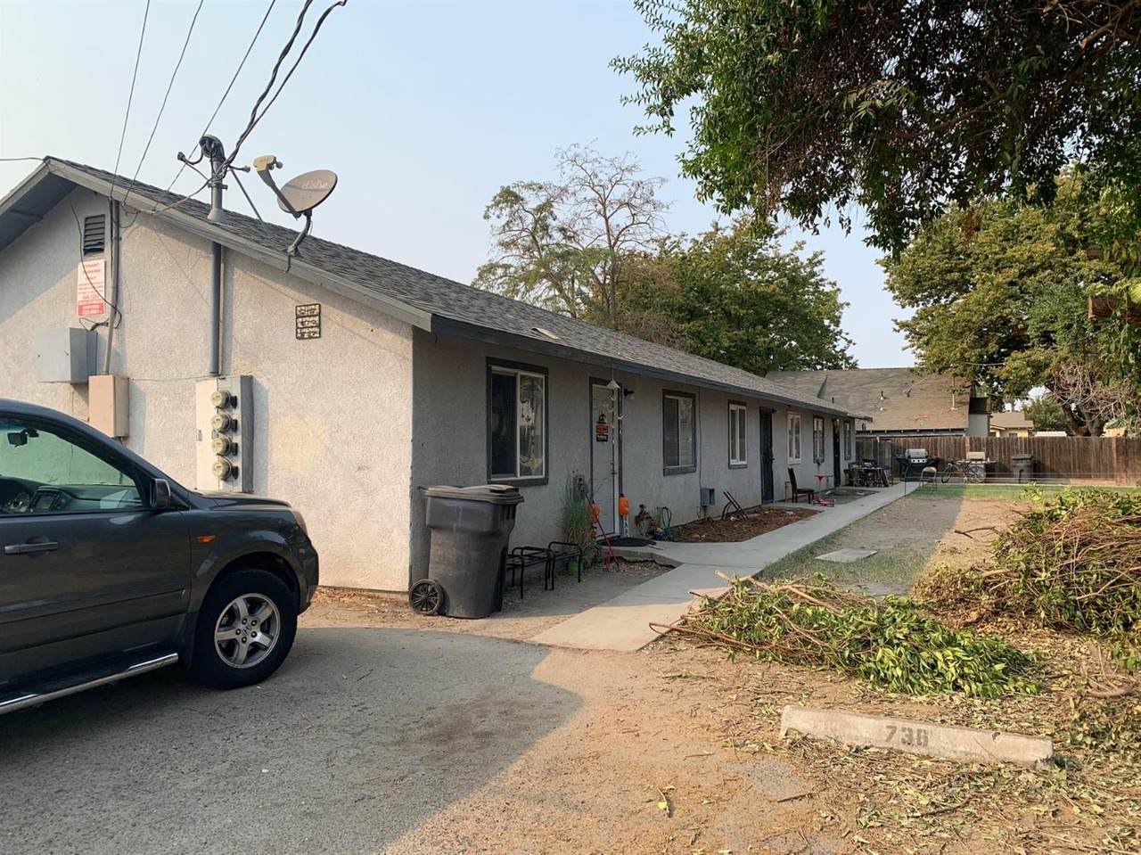 734 Angelus Street - Photo 1