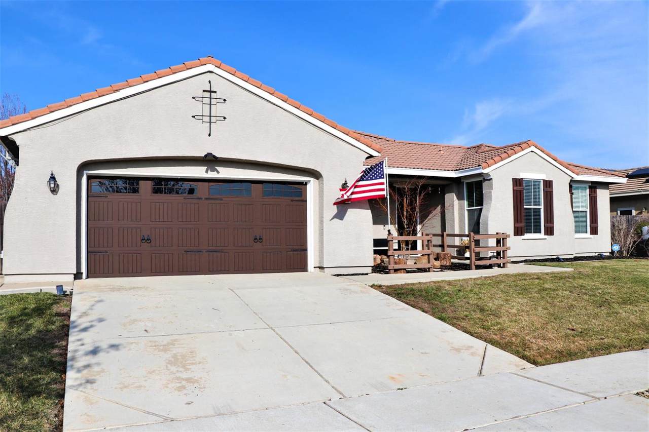 2277 Sheridan Ranch Circle - Photo 1