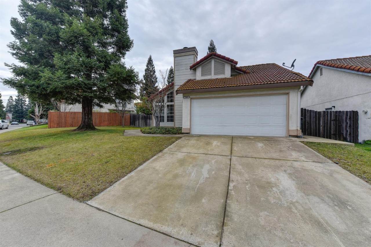7463 Fireweed Circle - Photo 1