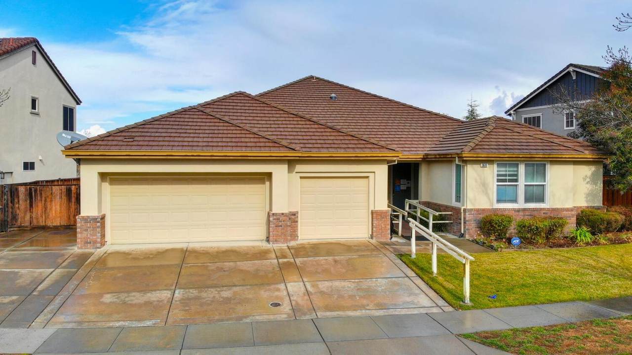3610 Almanor Road - Photo 1