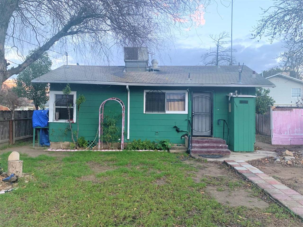 213 Orange Street - Photo 1