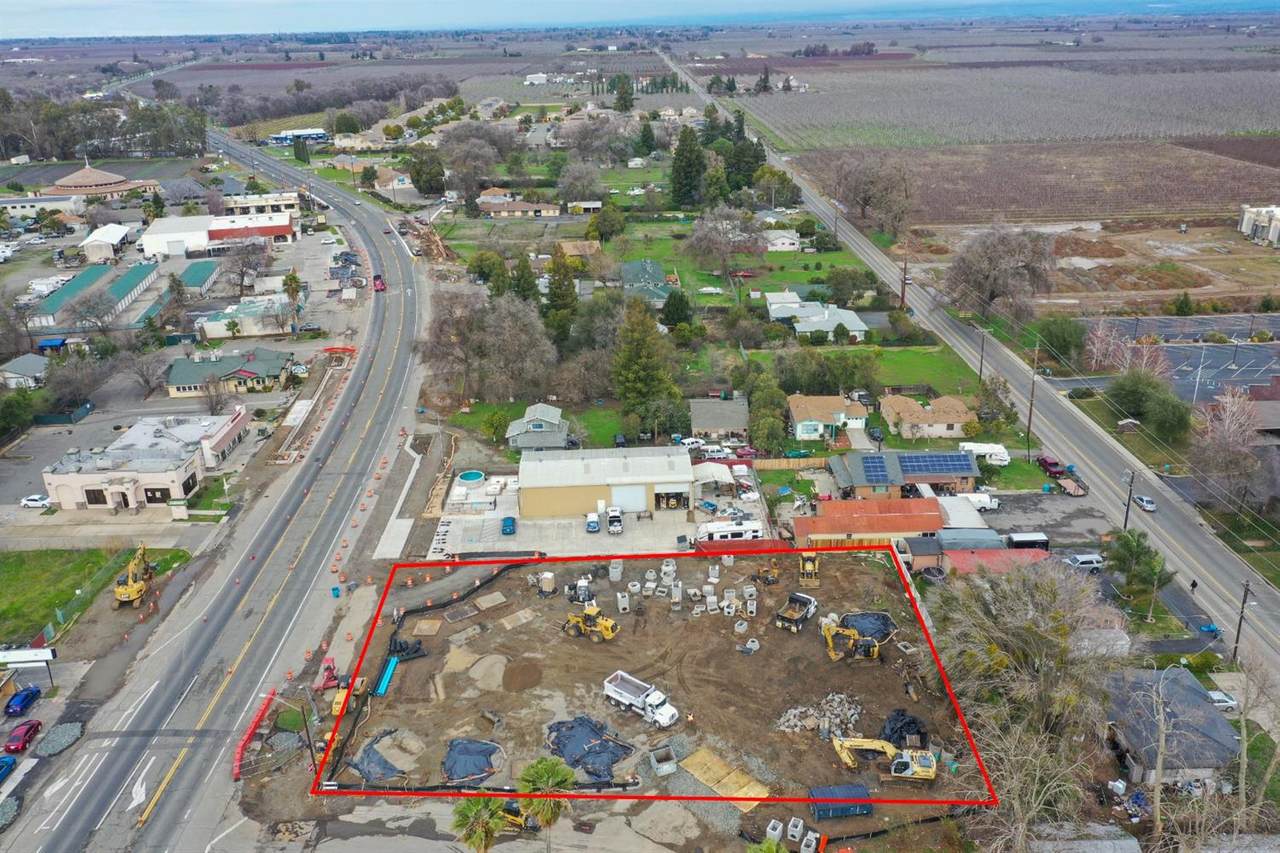 10375 Live Oak Boulevard - Photo 1