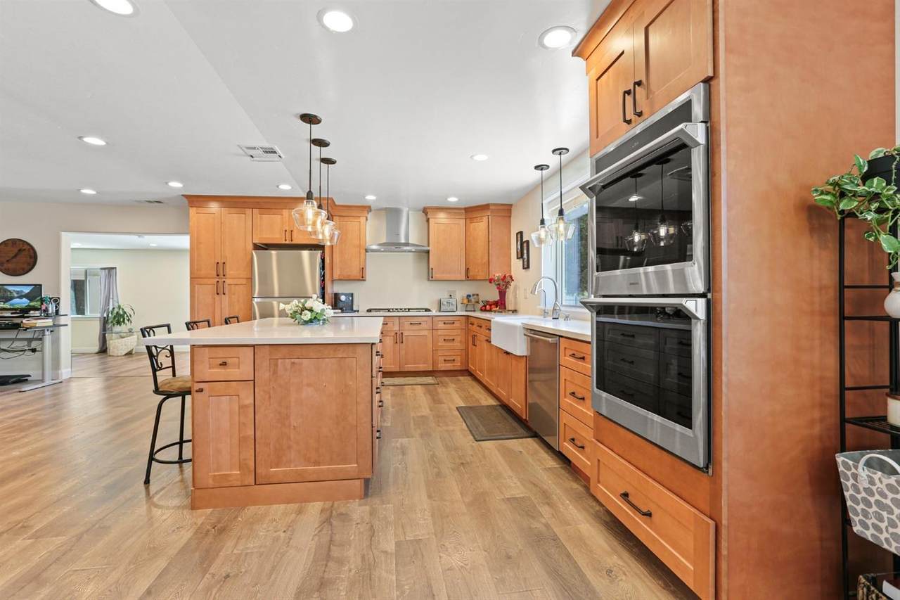 1116 Main Avenue - Photo 1