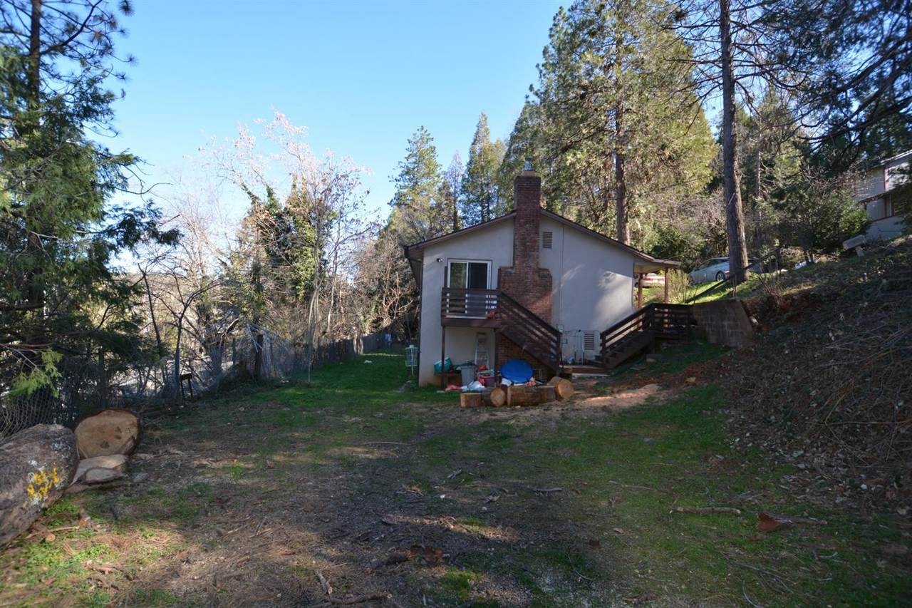 422 Maryland Drive - Photo 1