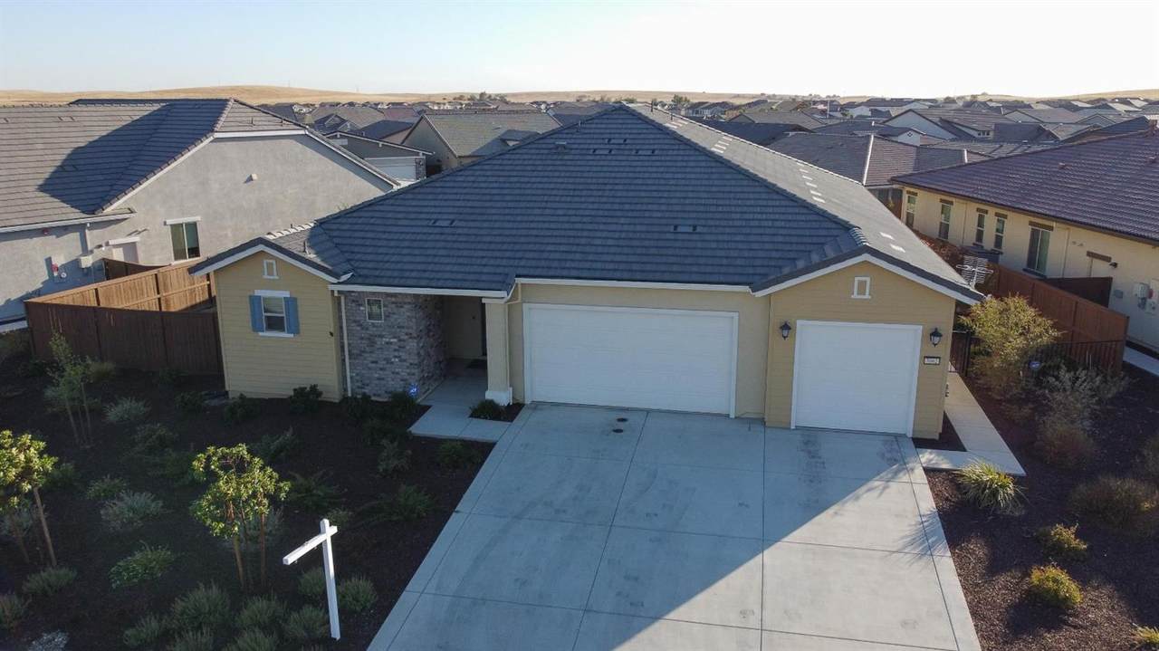 3062 Calypso Circle - Photo 1