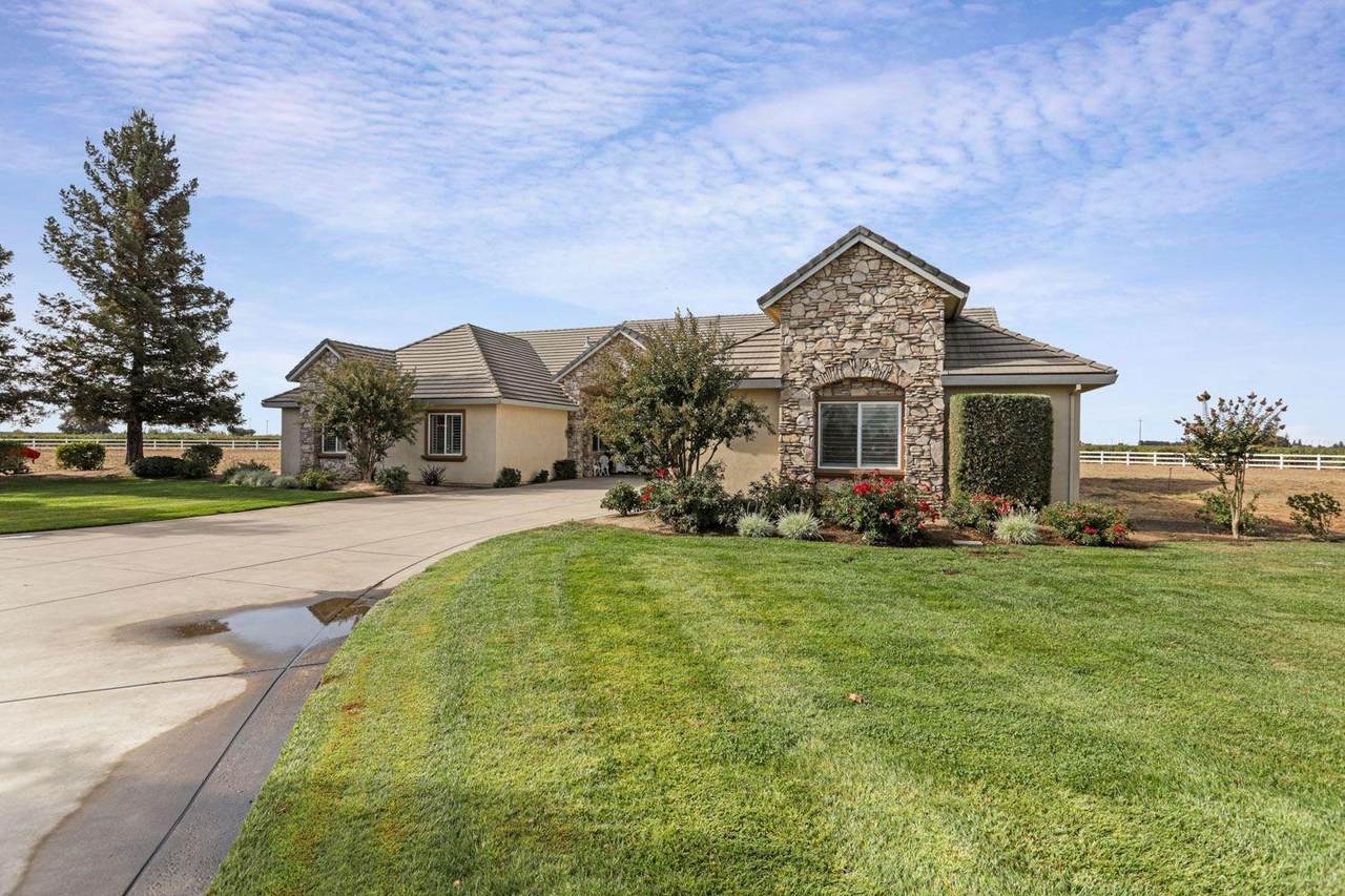 16551 Manor Lane - Photo 1