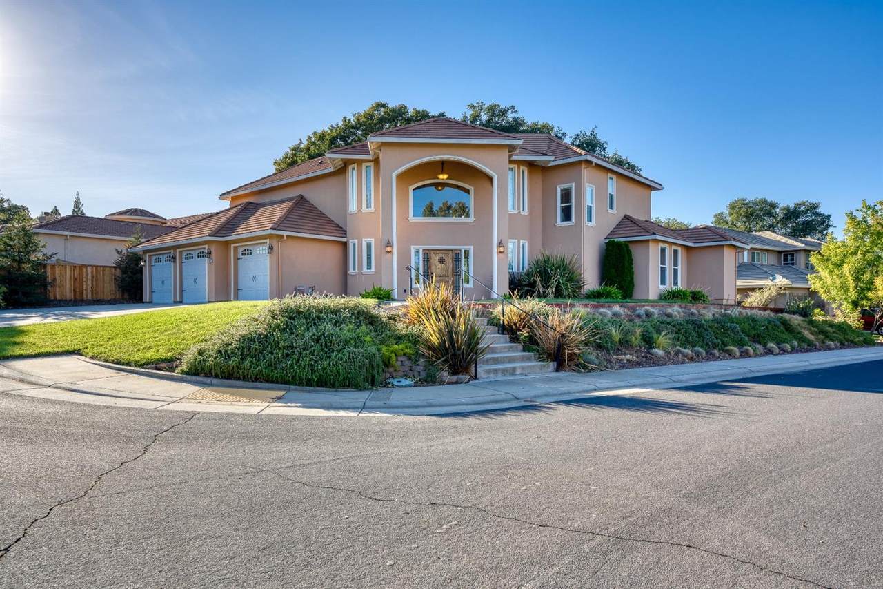 7316 Bermuda Court - Photo 1