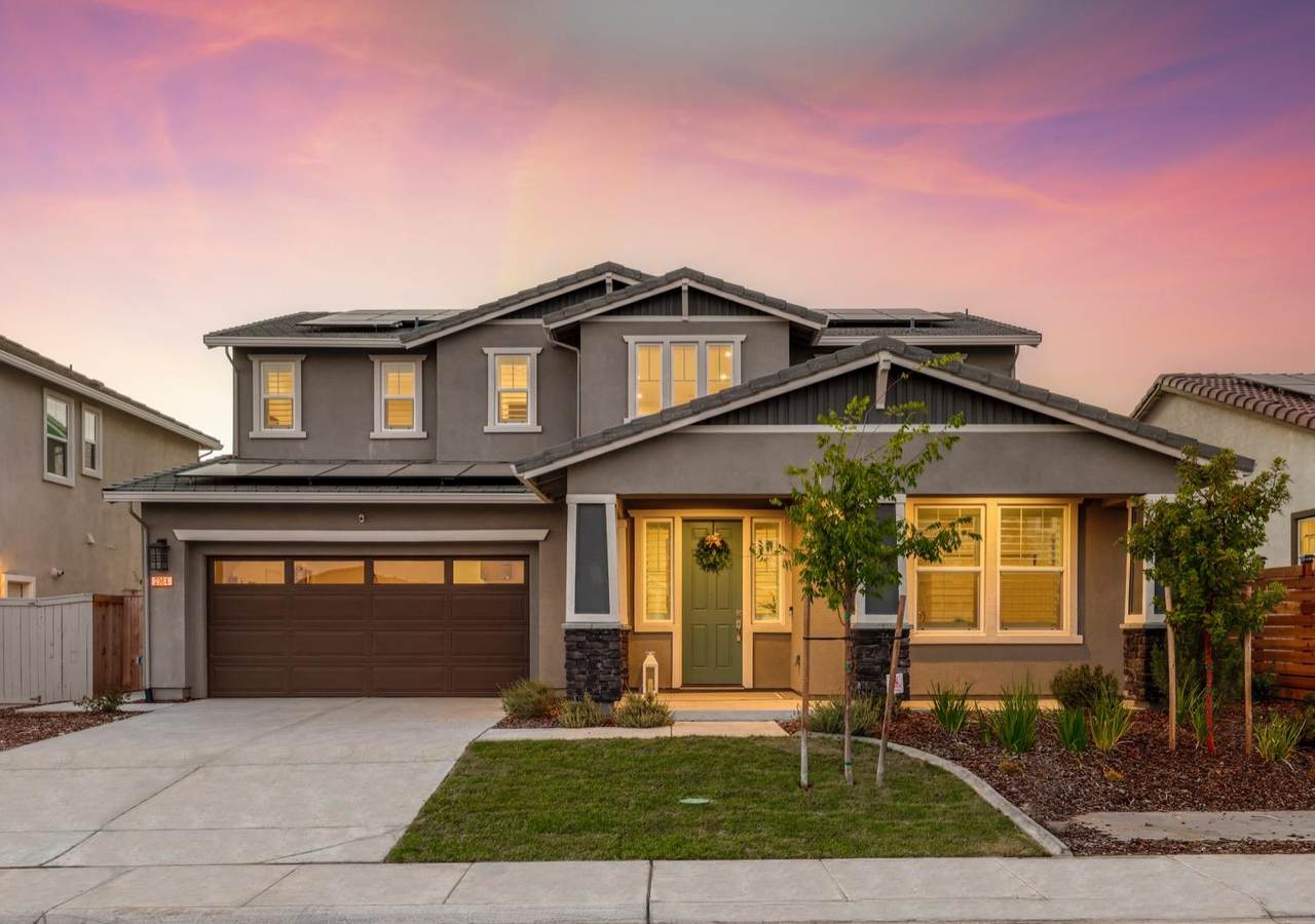 2984 Ridgecrest Drive - Photo 1