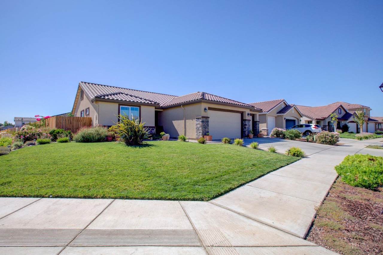 1603 Tule Way - Photo 1