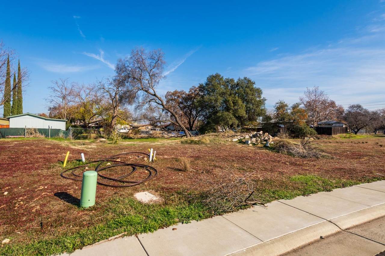 4105 Hardrock Court - Photo 1