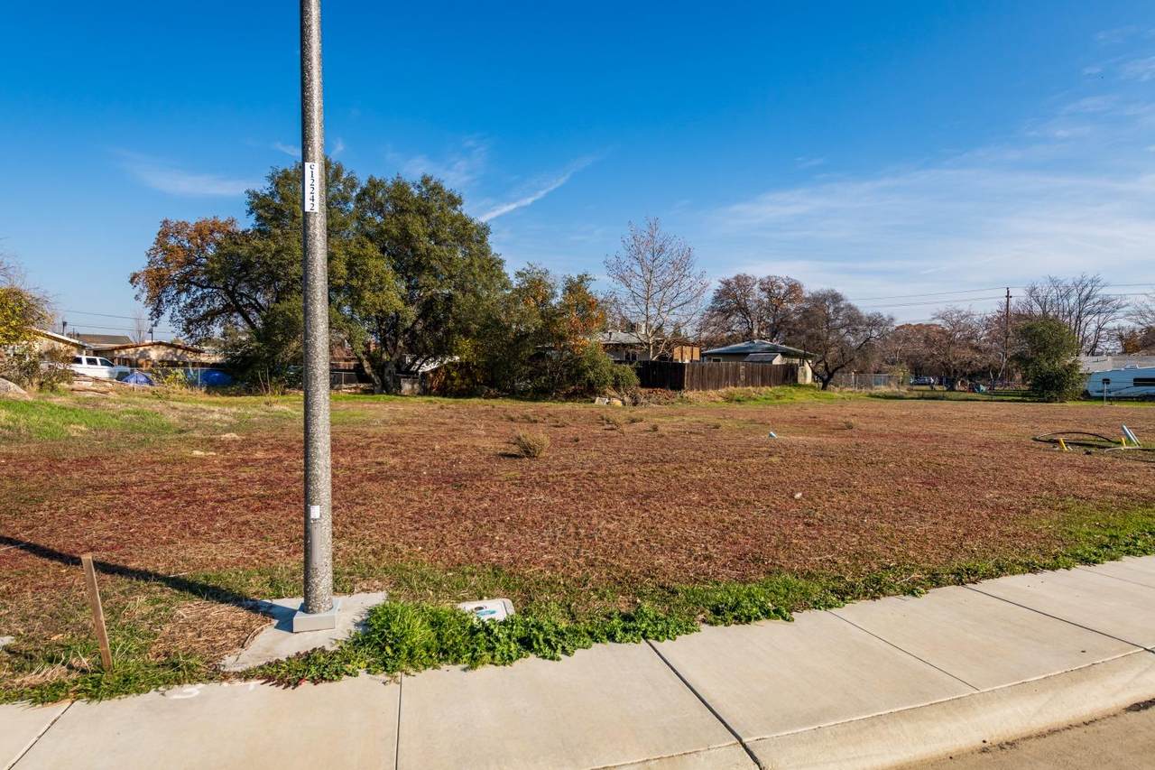4107 Hardrock Court - Photo 1