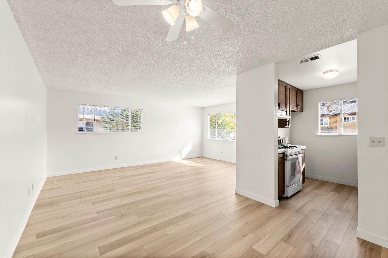 11572 Quartz Drive - Photo 1