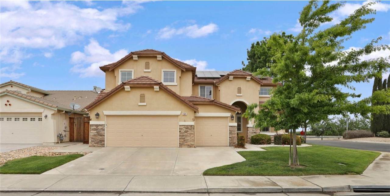 1321 Tulloch Drive - Photo 1