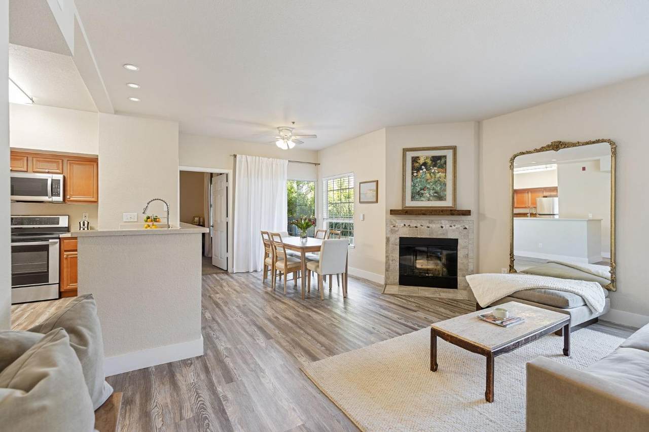 305 Beachcomber Drive - Photo 1