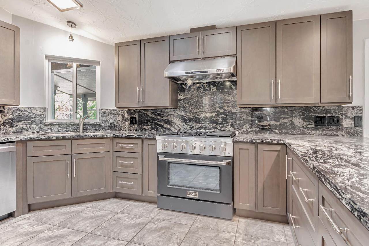 571 B Lane - Photo 1