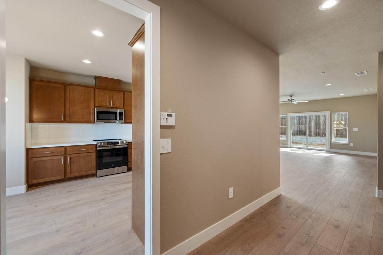 https://bt-photos.global.ssl.fastly.net/sacramento/1280_boomver_2_560881732-2.jpg