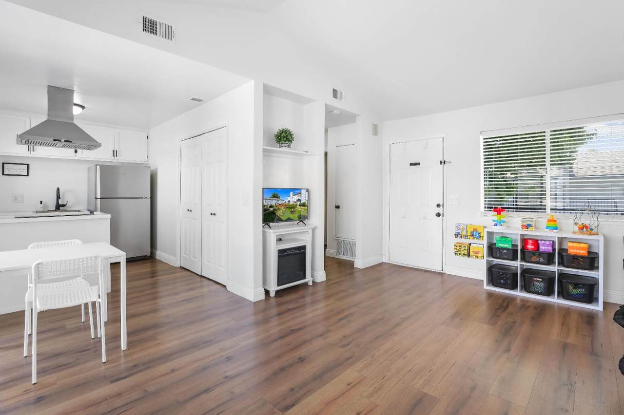 445 Almond Drive - Photo 1