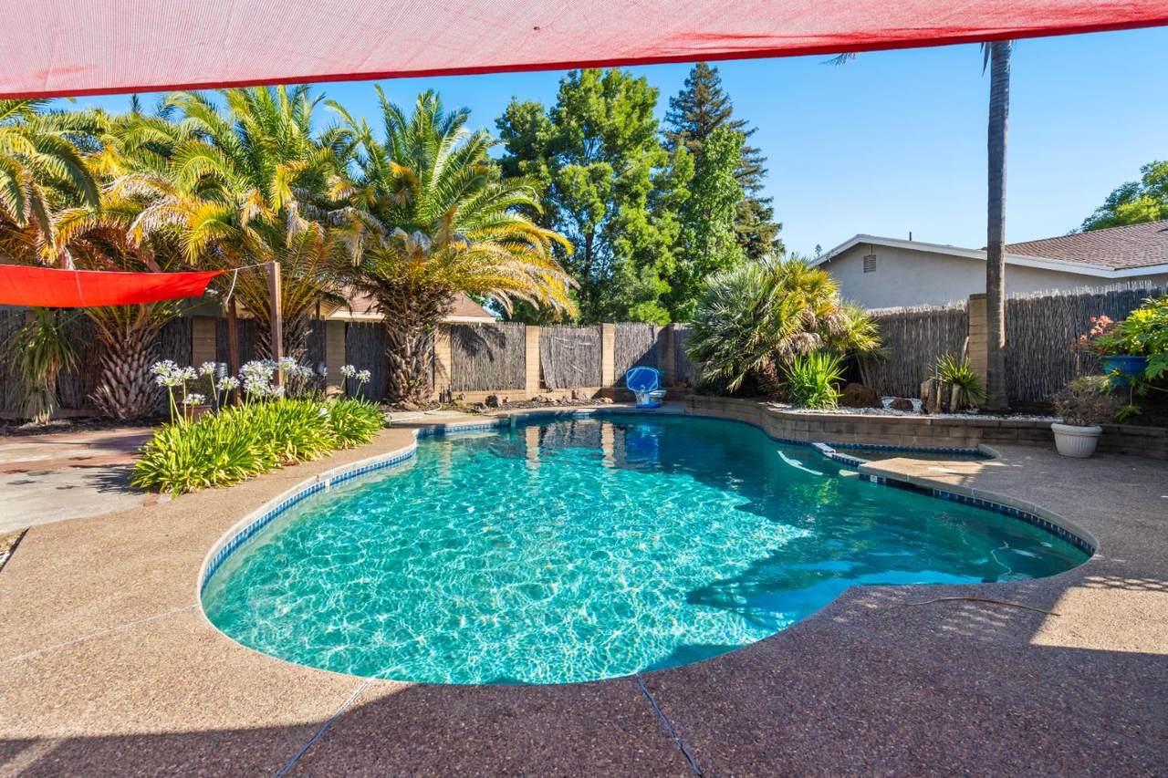 8308 Haliburton Court - Photo 1