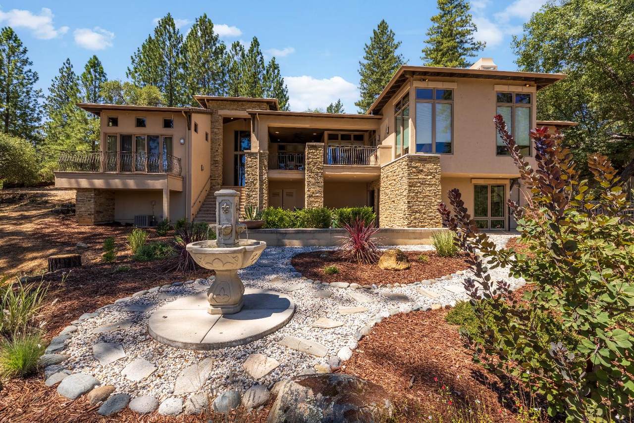17045 Winchester Club Drive - Photo 1