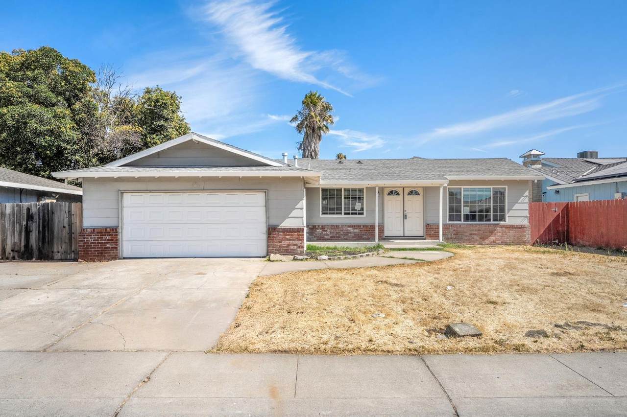 2417 Segarini Way - Photo 1