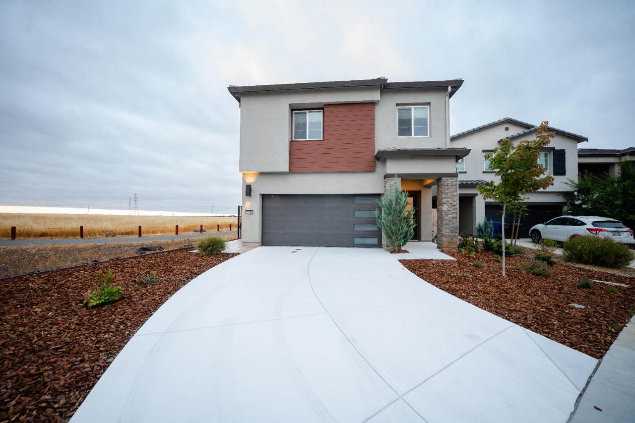 12186 Encanto Way - Photo 1
