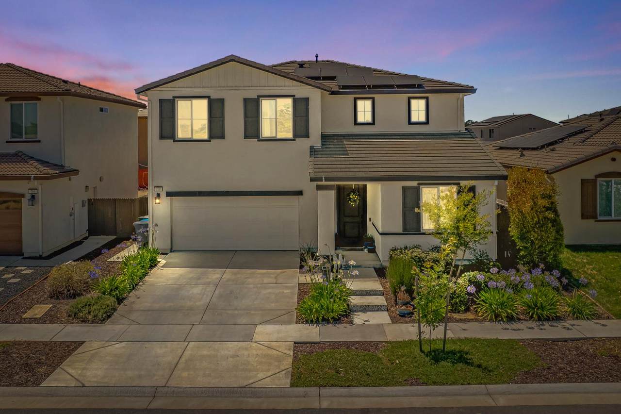770 Berryessa Way - Photo 1