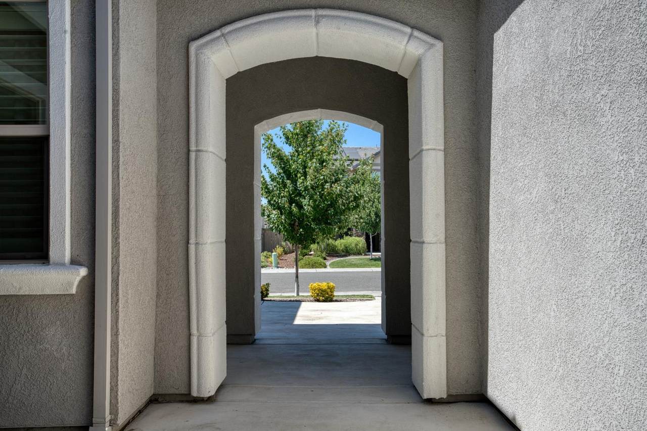 https://bt-photos.global.ssl.fastly.net/sacramento/1280_boomver_2_560901350-2.jpg