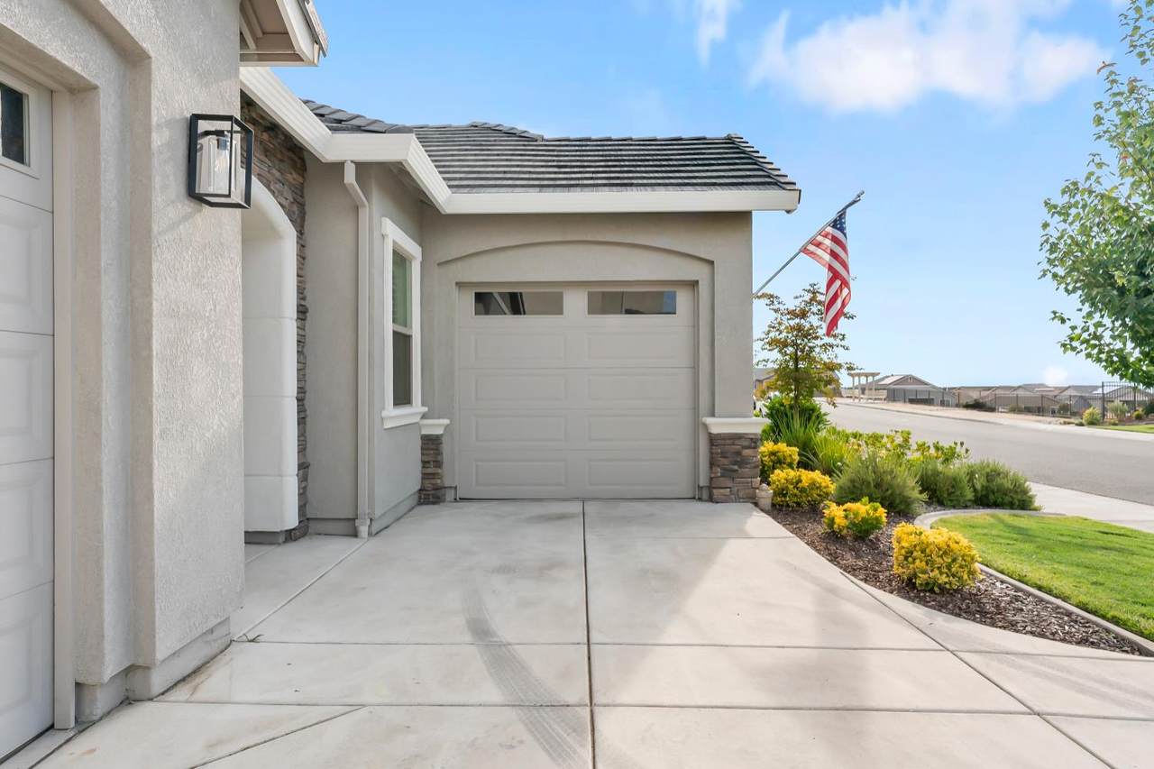 https://bt-photos.global.ssl.fastly.net/sacramento/1280_boomver_2_560901350-2.jpg
