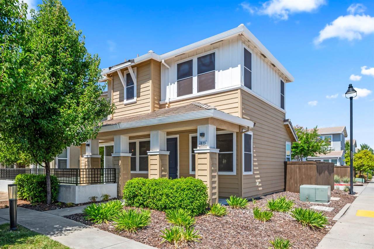 4823 Holden Drive - Photo 1