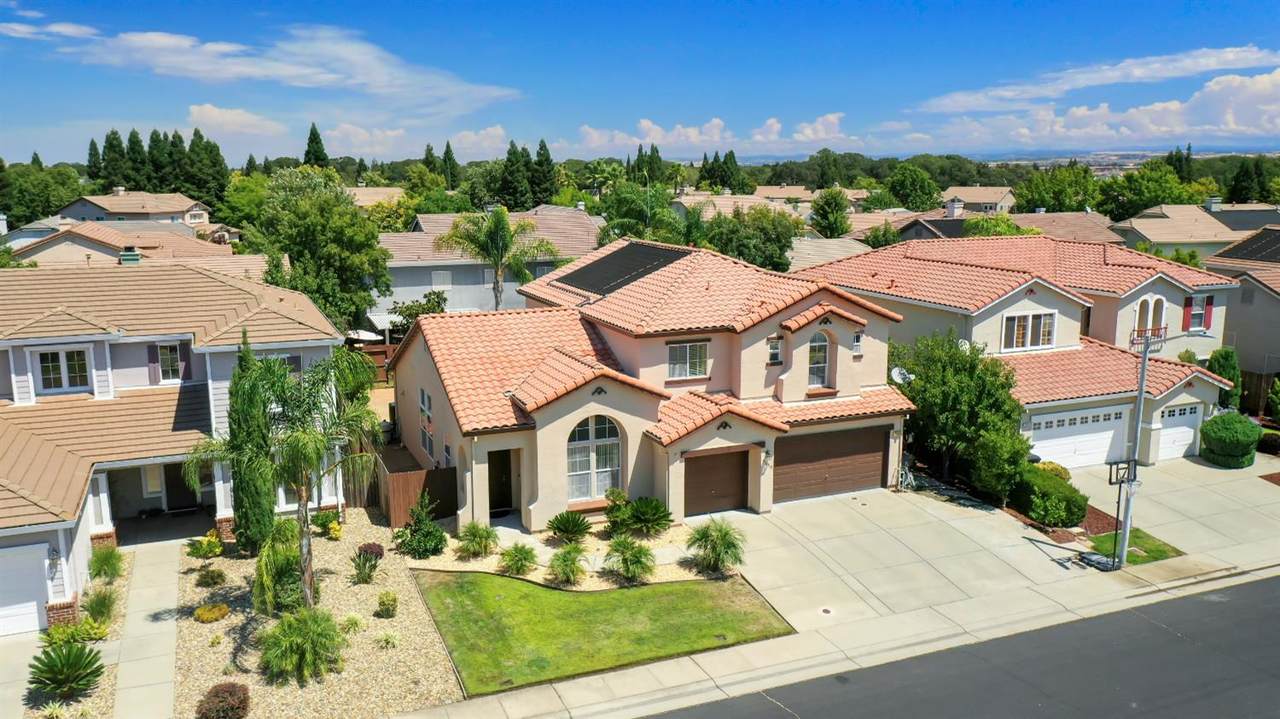 7150 Lyne Bay Drive - Photo 1