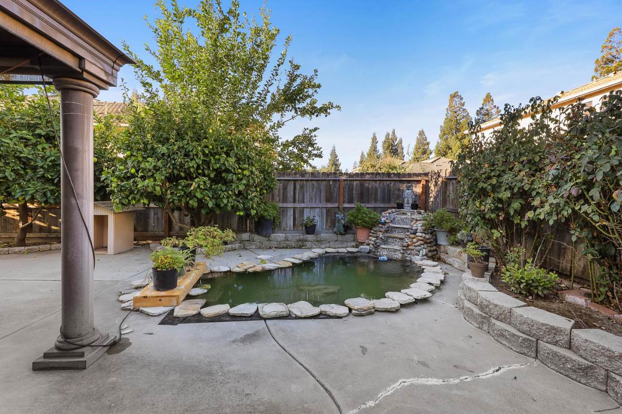 3909 Novara Way - Photo 1