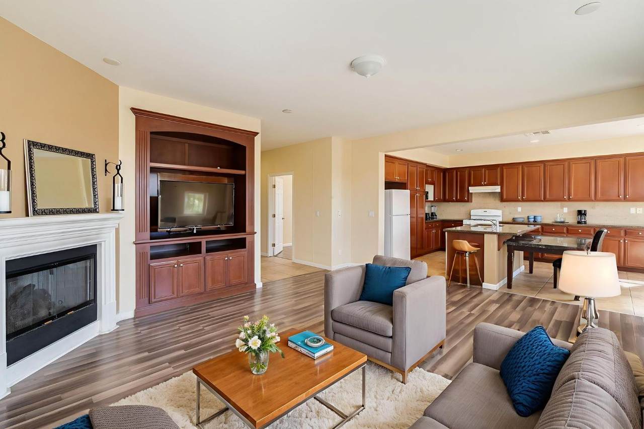 536 Lake Park Court - Photo 1