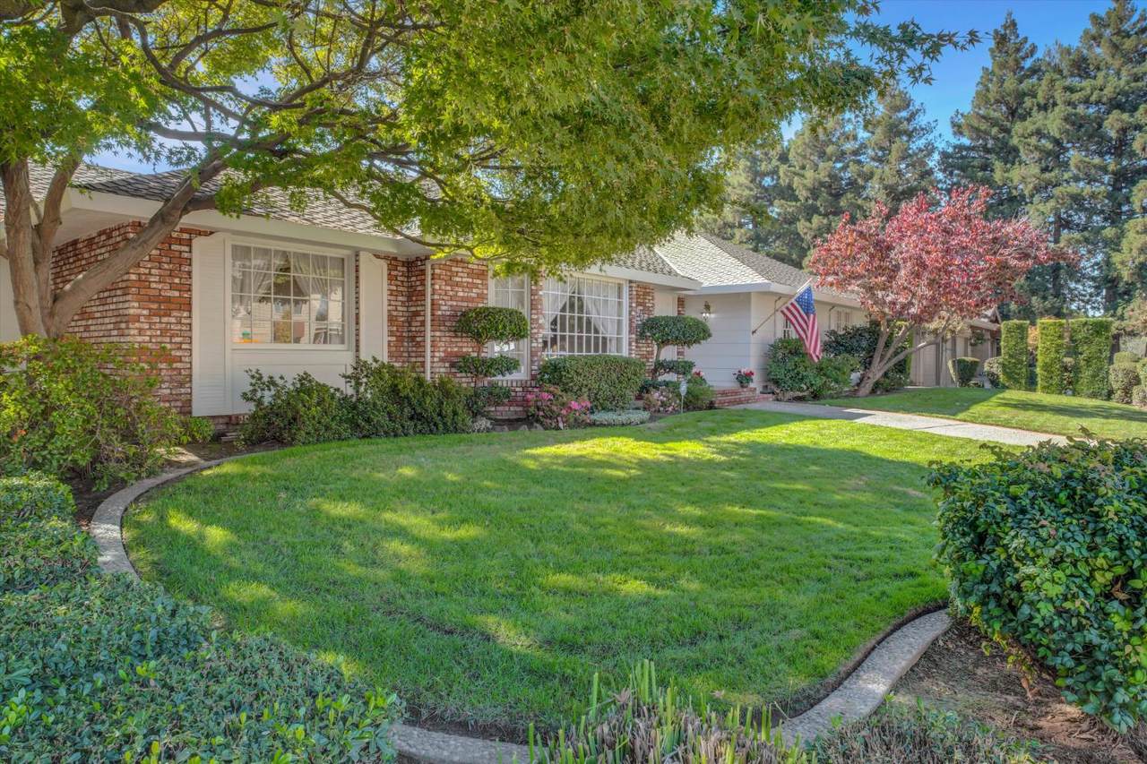 1950 Simon Drive - Photo 1