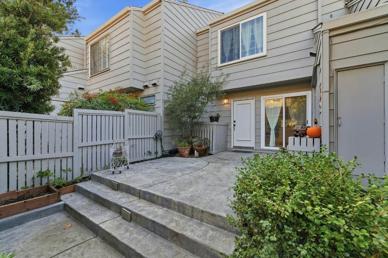 230 Rumble Road - Photo 1