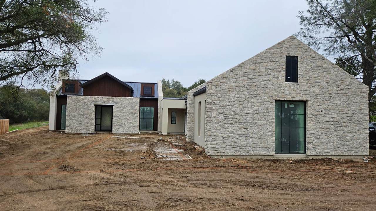 6115 Cavitt Stallman Rd - Photo 1