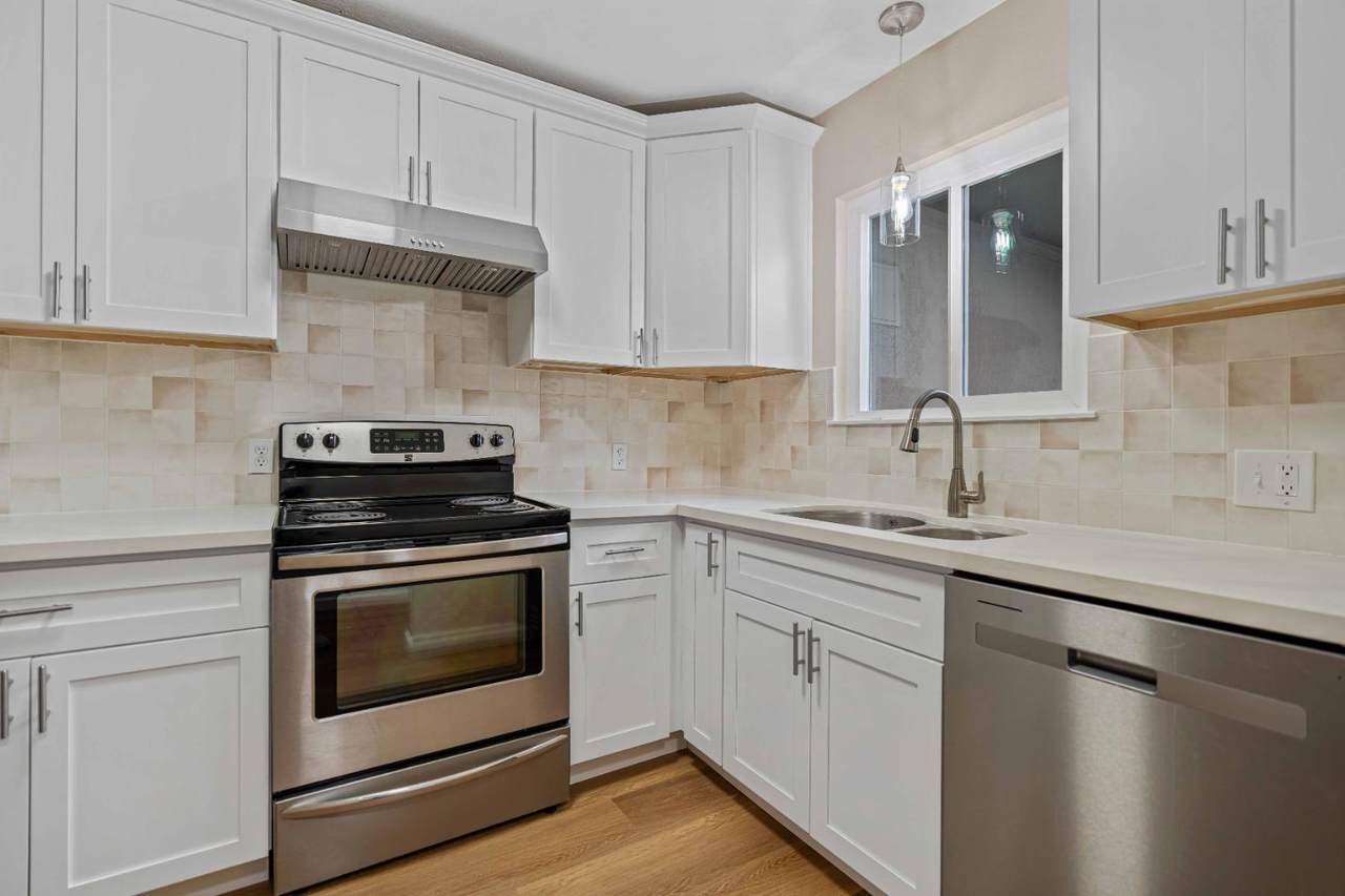 805 Tully Road - Photo 1