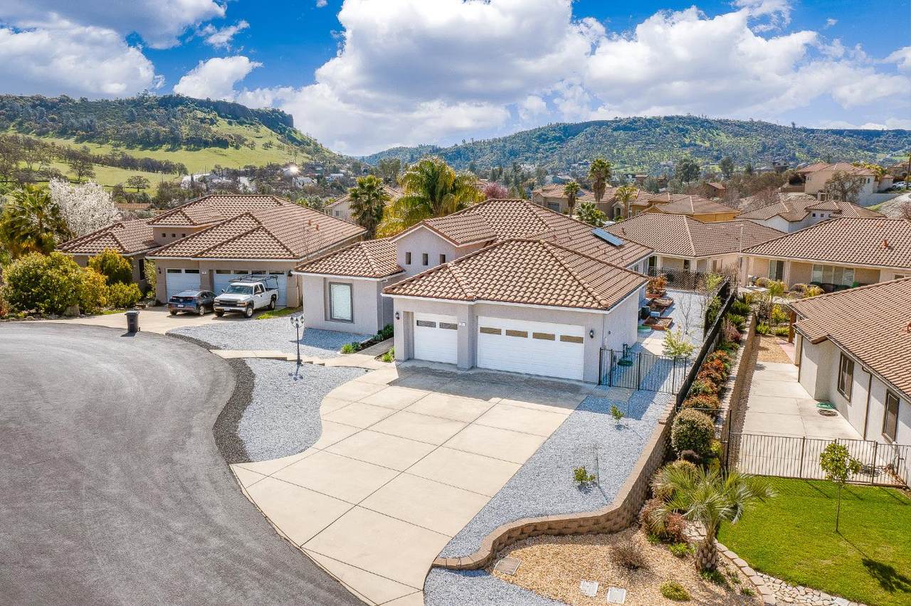 21 Poseidon Way - Photo 1