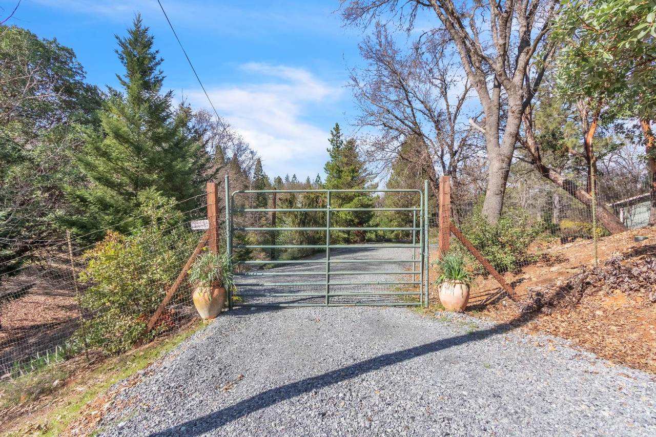 7149 Union Flat Lane - Photo 1