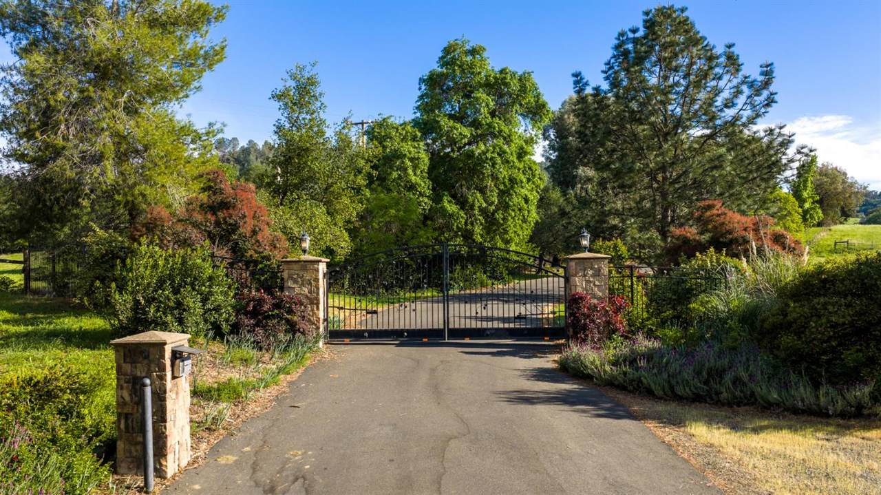 https://bt-photos.global.ssl.fastly.net/sacramento/1280_boomver_2_561040956-2.jpg