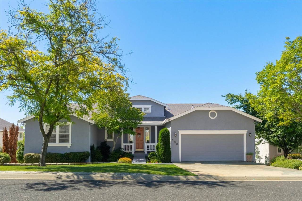 580 Live Oak Drive - Photo 1