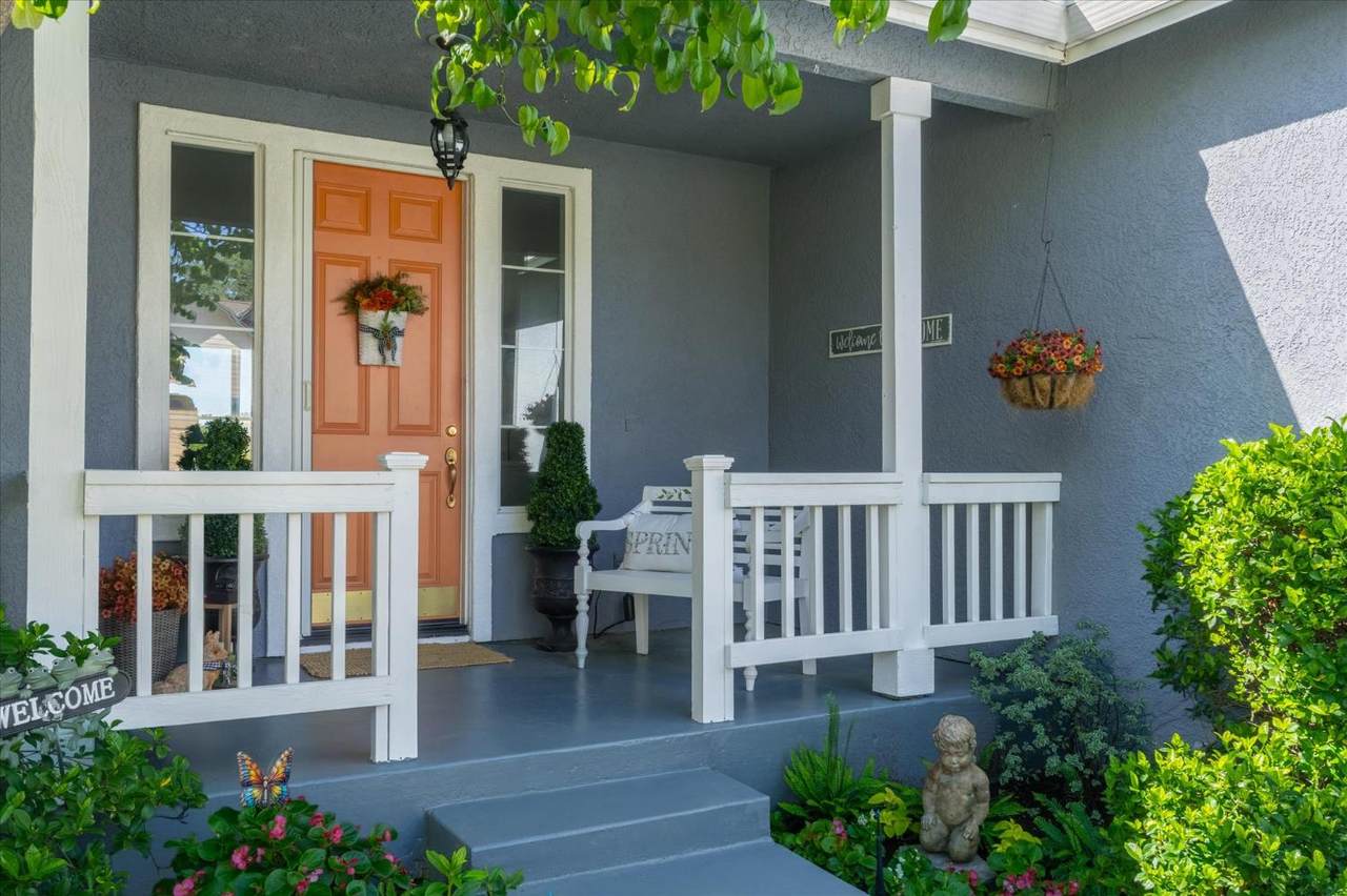 https://bt-photos.global.ssl.fastly.net/sacramento/1280_boomver_2_561051174-2.jpg