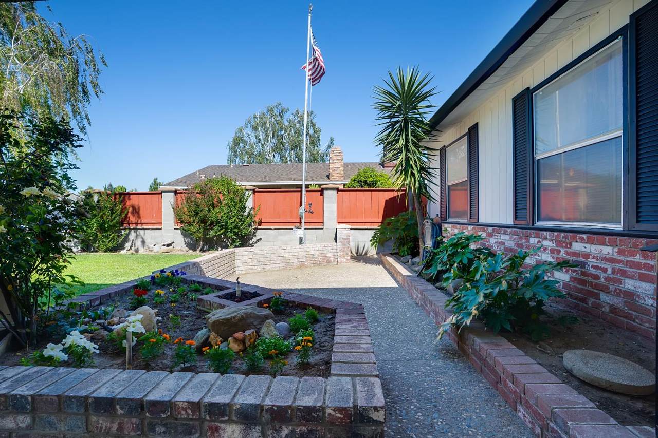https://bt-photos.global.ssl.fastly.net/sacramento/1280_boomver_2_561058771-2.jpg