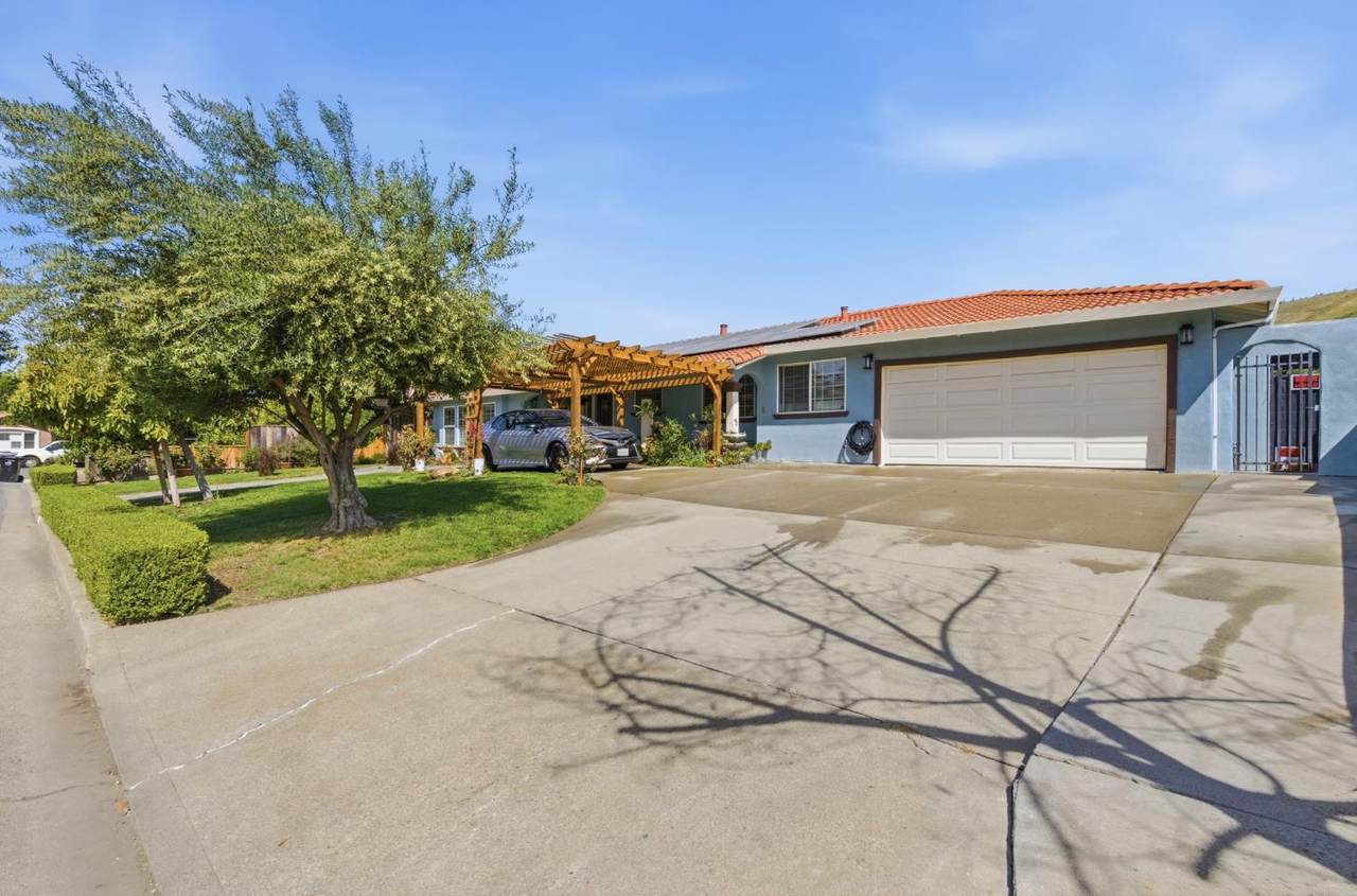 1258 Mace Drive - Photo 1